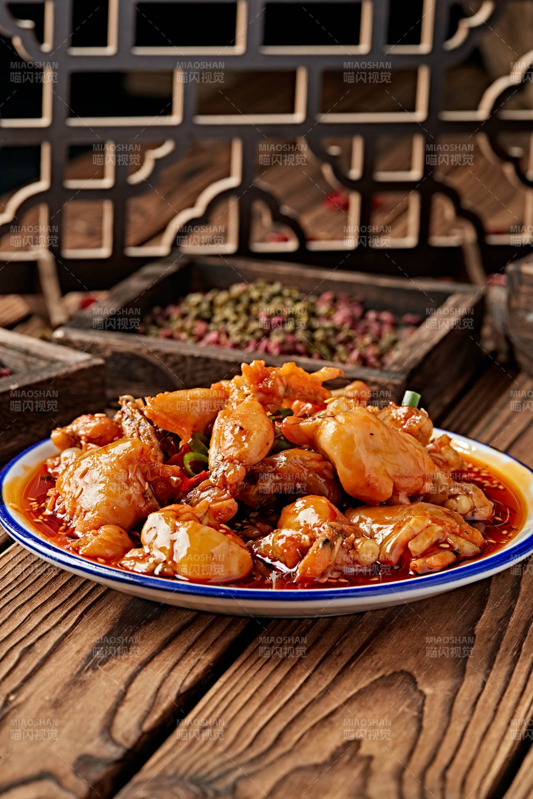 红油酸辣泡椒香水牛蛙