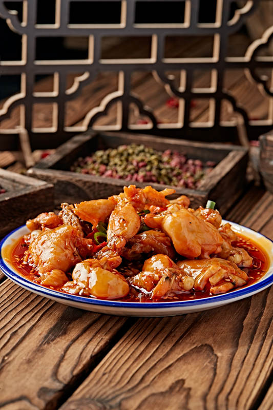 红油酸辣泡椒香水牛蛙