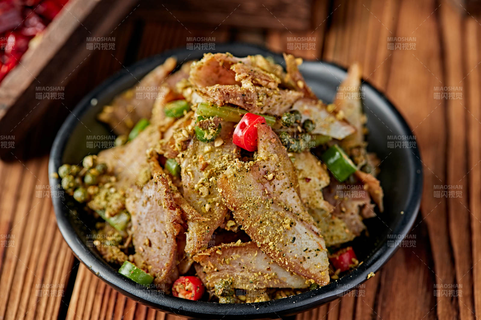 藤椒椒麻烟熏猪五花肉切片