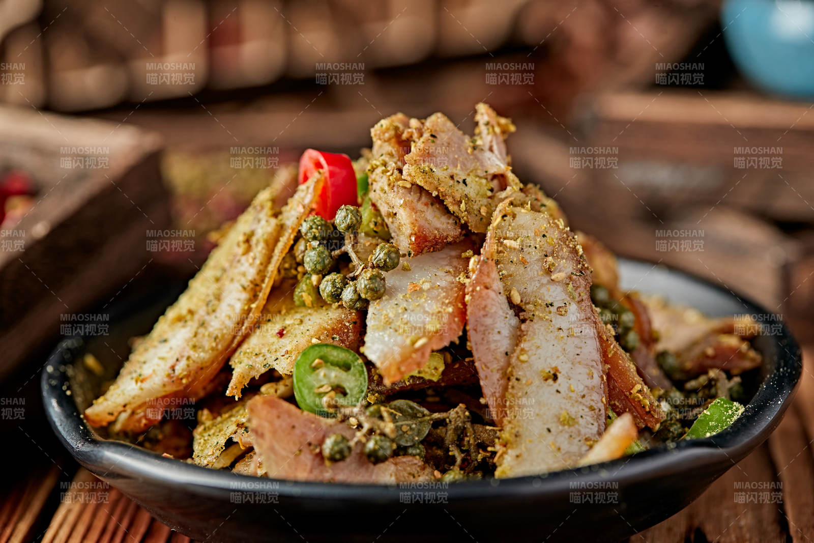 藤椒椒麻烟熏猪五花肉切片