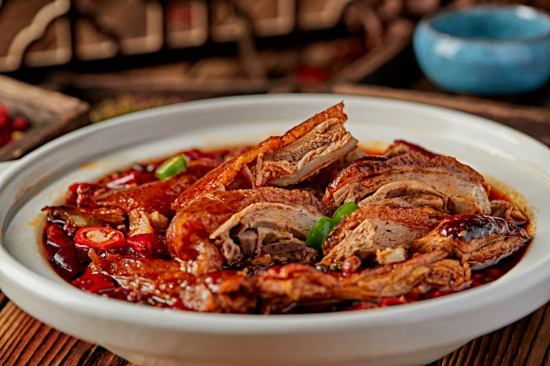 砂锅红油香辣炖老鸭