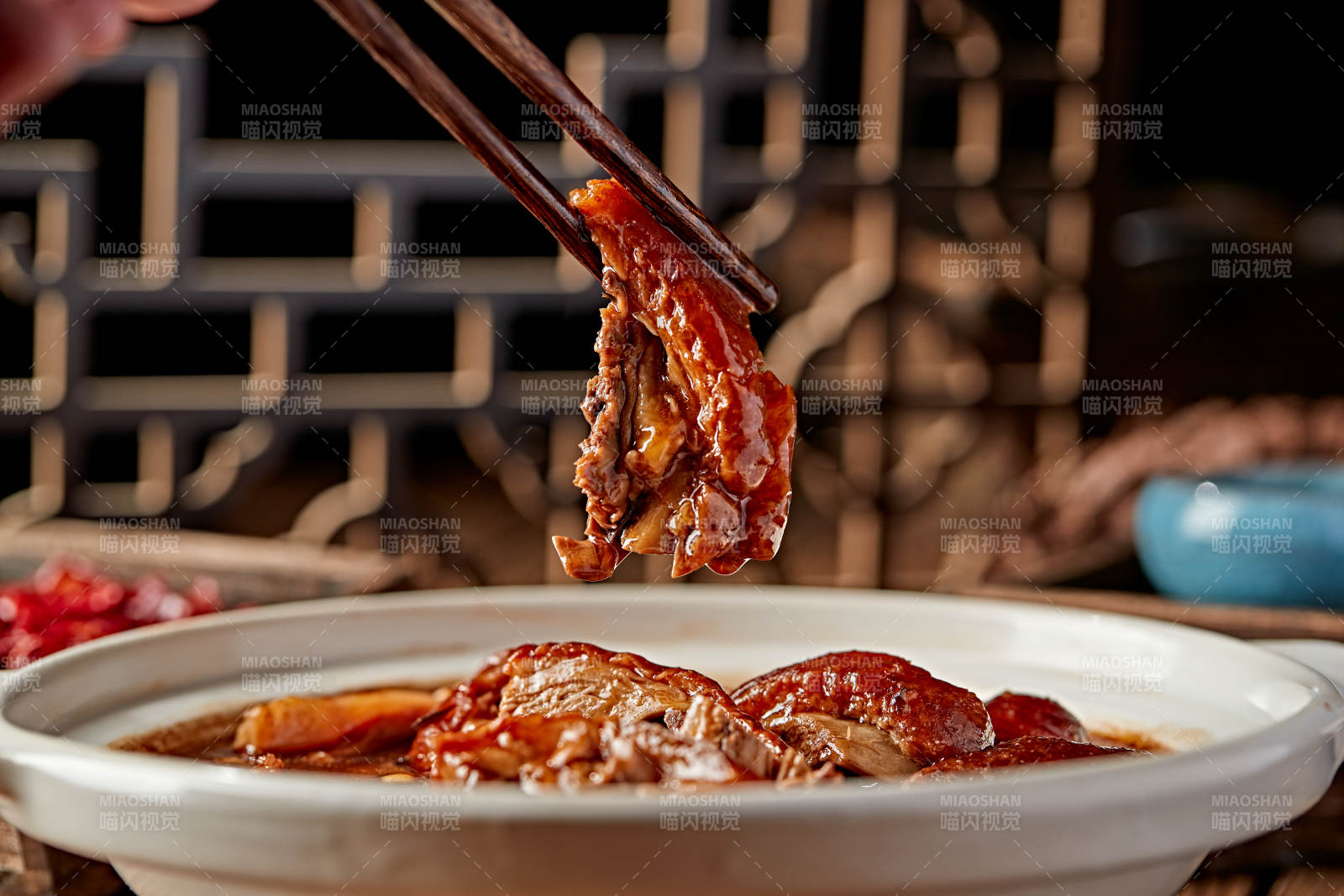 砂锅酱香炖老鸭