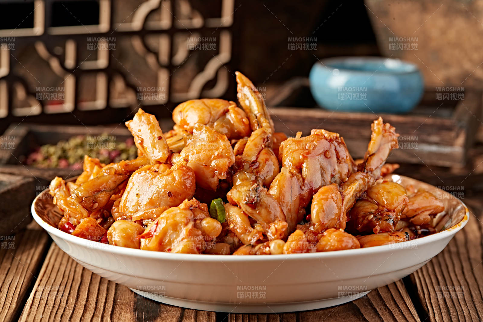 红油酸辣泡椒香水牛蛙