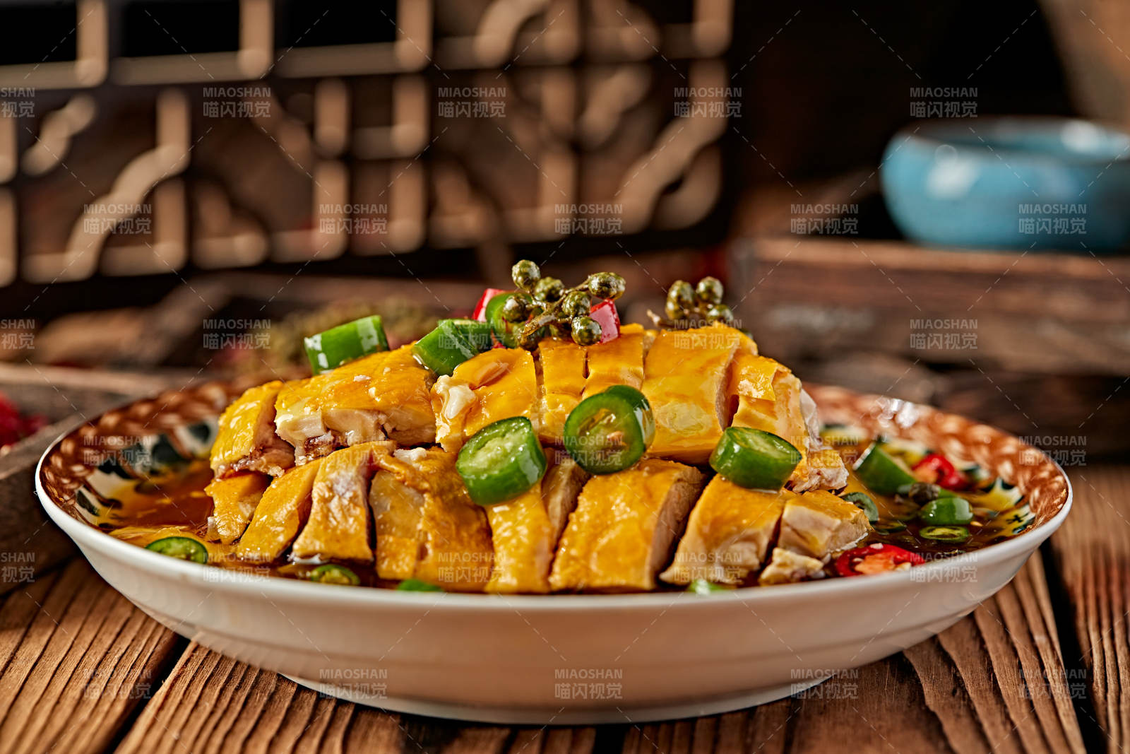 蔥香藤椒香辣口水雞