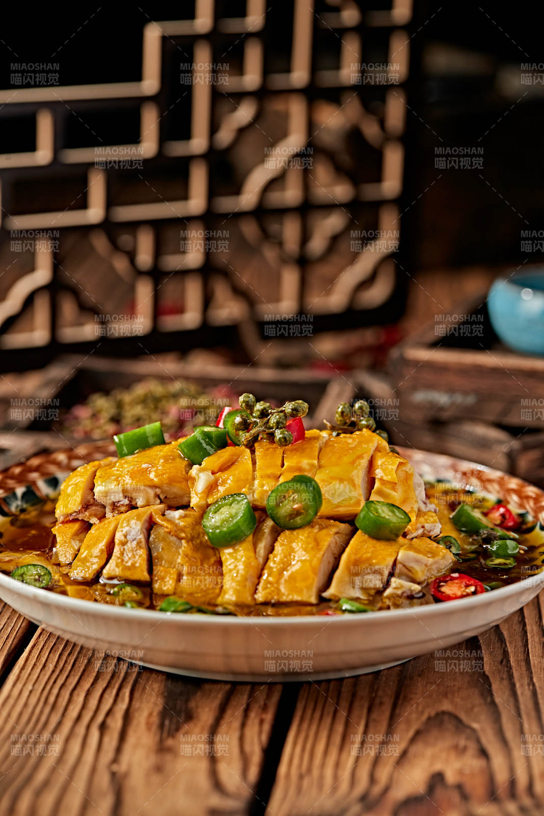 蔥香藤椒香辣口水雞