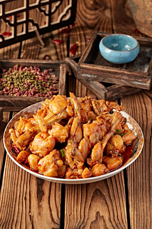 红油酸辣泡椒香水牛蛙