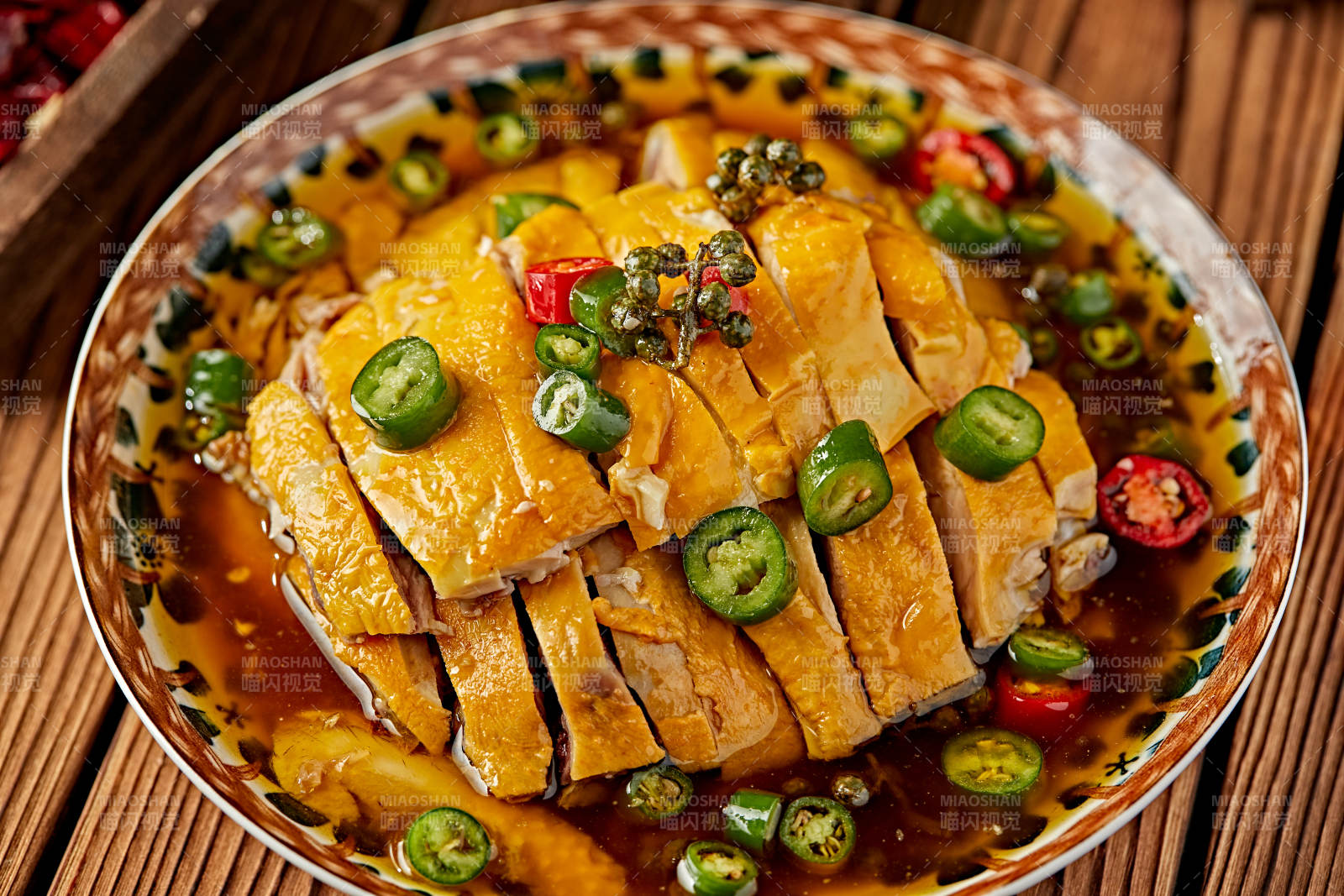 蔥香藤椒香辣口水雞