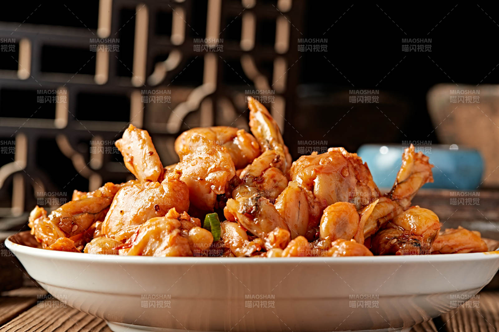 红油酸辣泡椒香水牛蛙