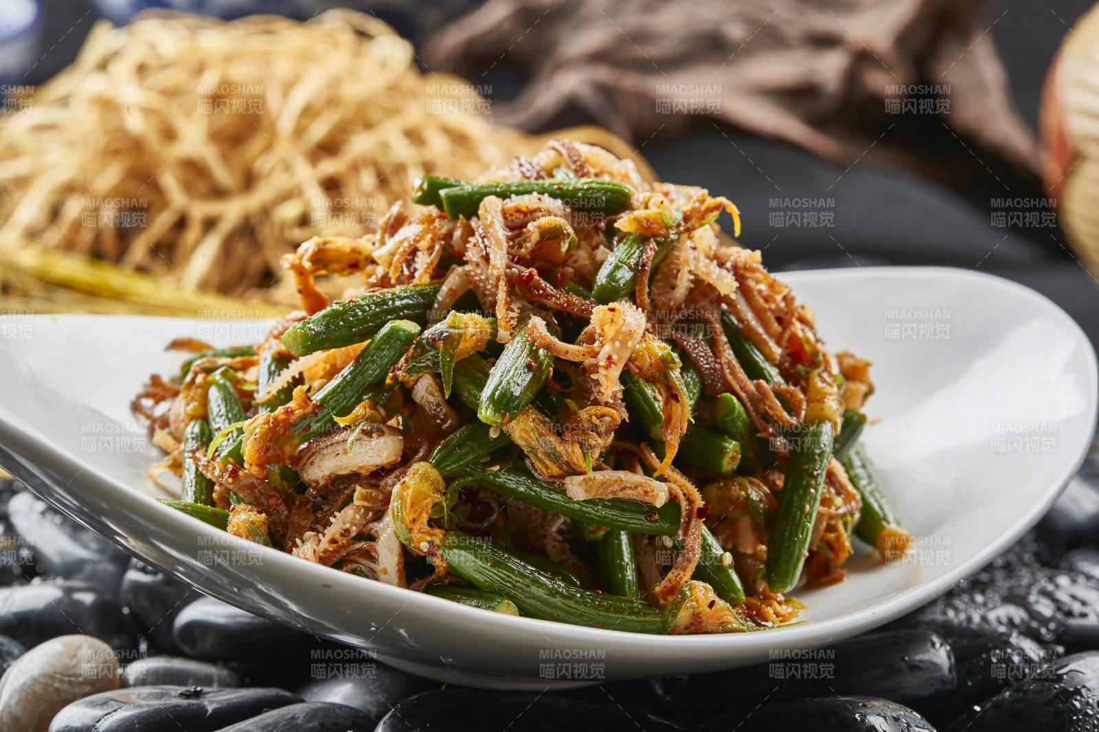 黄瓜仔凉拌麻辣猪肚丝