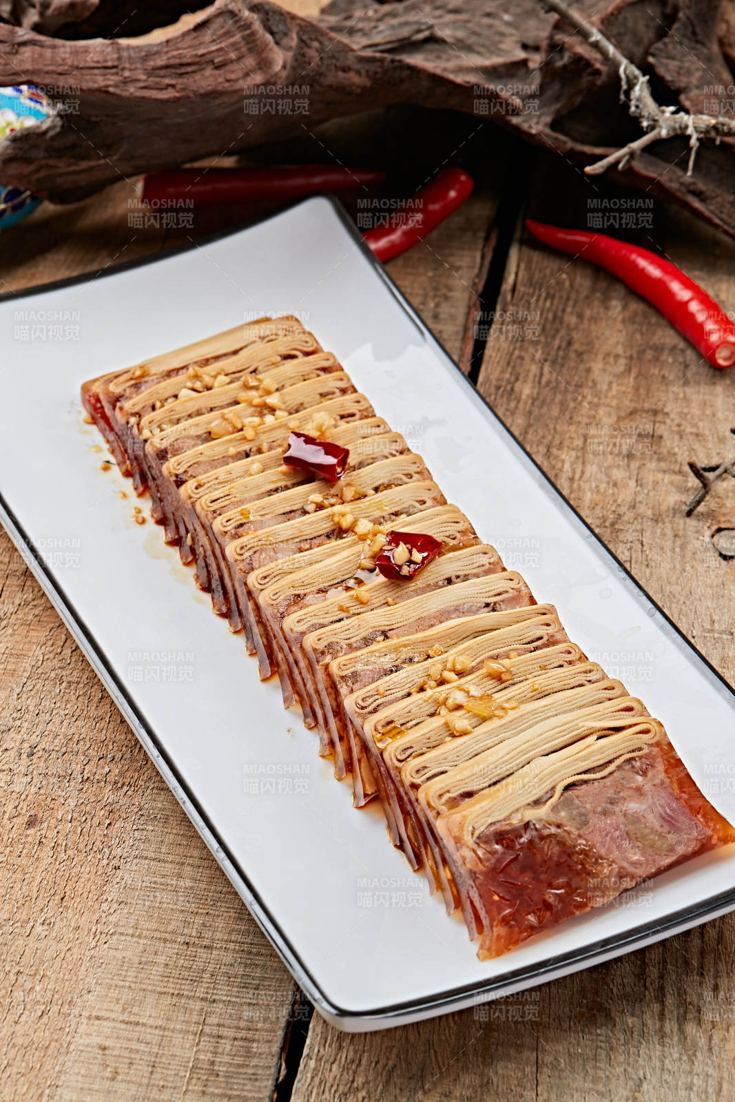 豆皮肘花豬皮凍