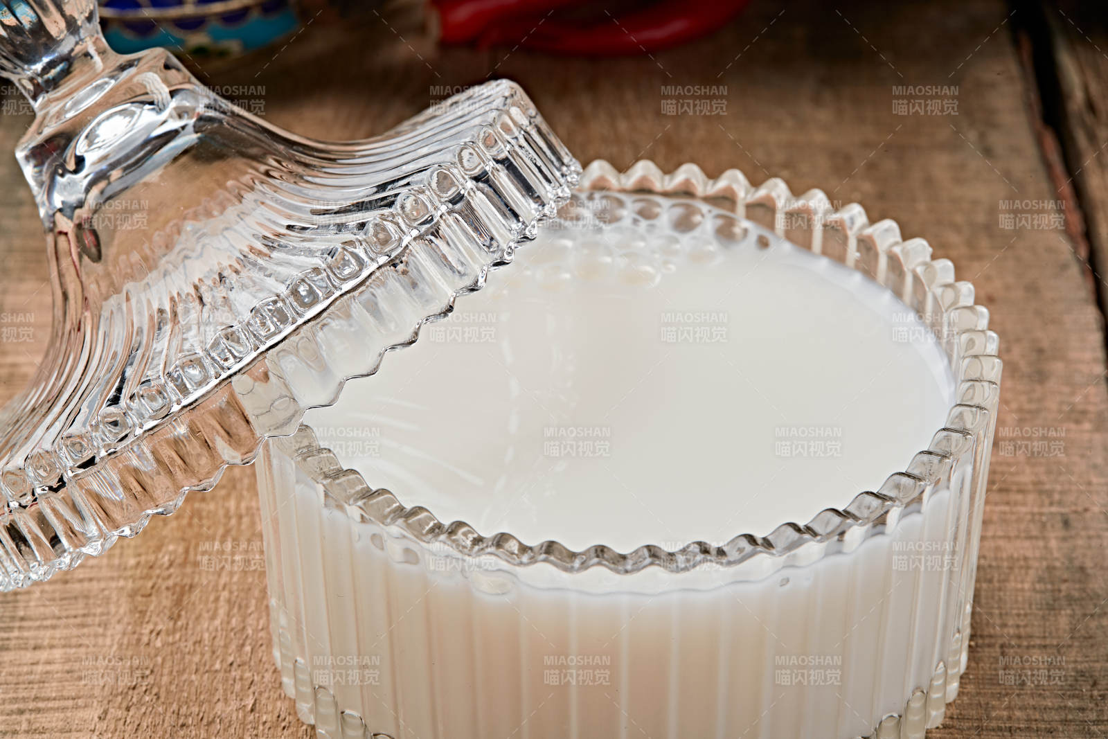 自制美味草原风味的多口味纯醸老酸奶