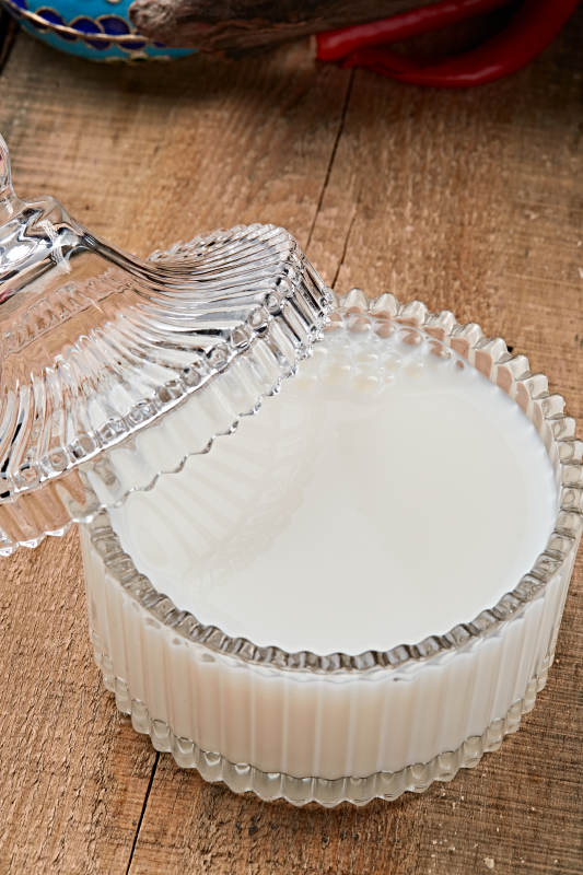 自制美味草原风味的多口味纯醸老酸奶