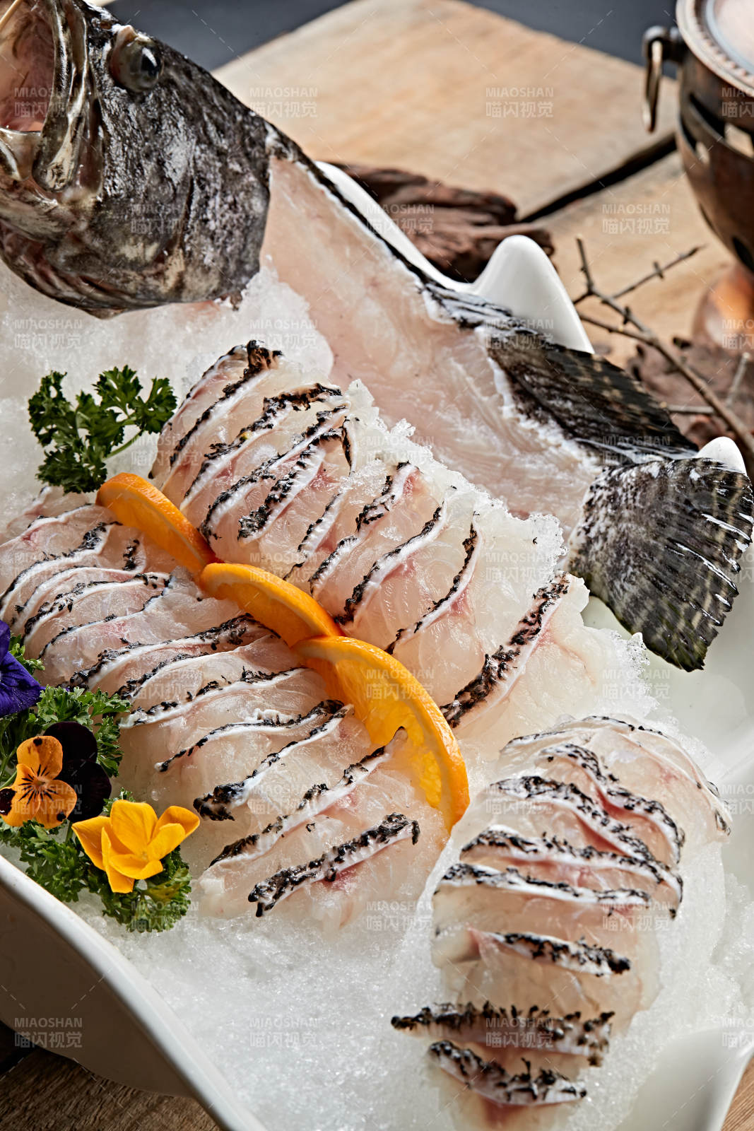 火鍋食材烏雞卷切片