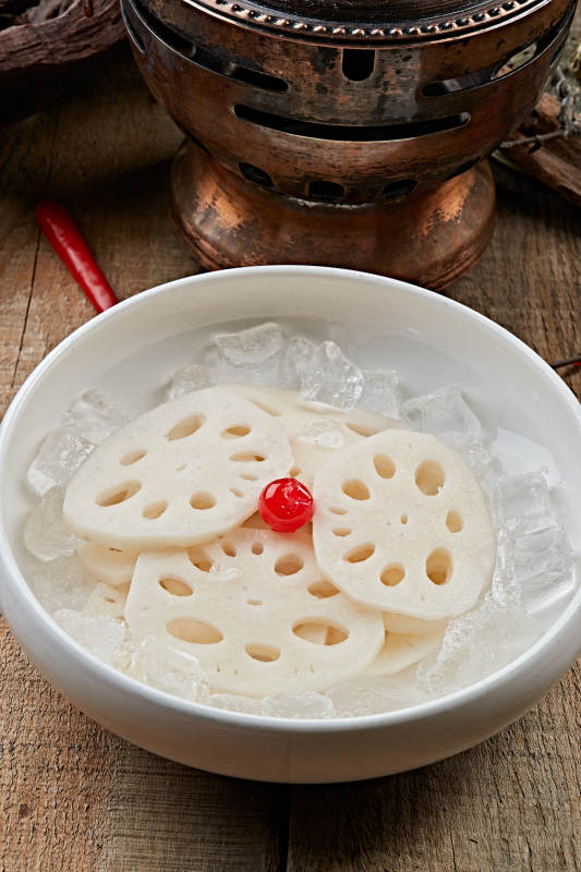 火锅食材冰镇鲜藕片