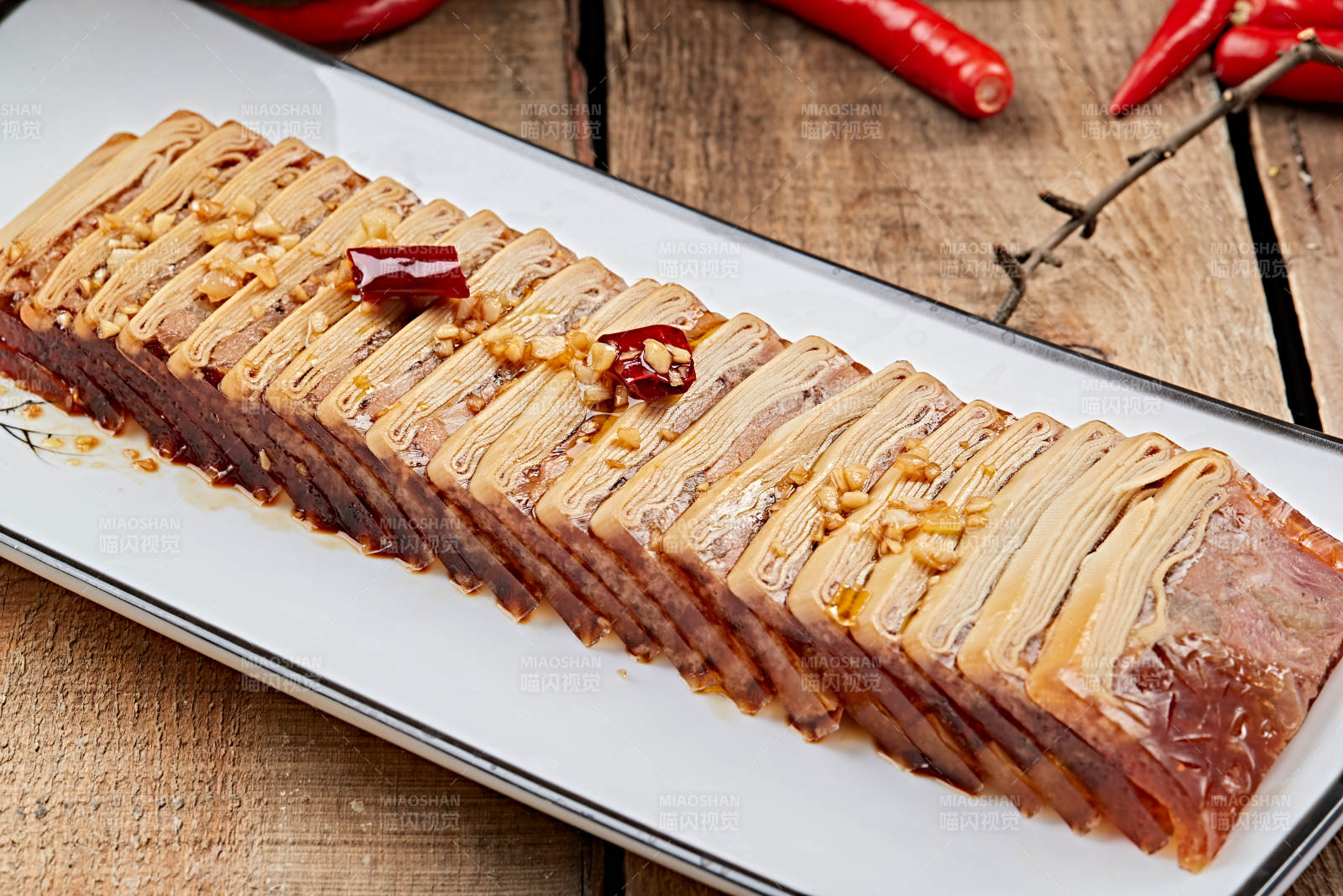 豆皮肘花猪皮冻