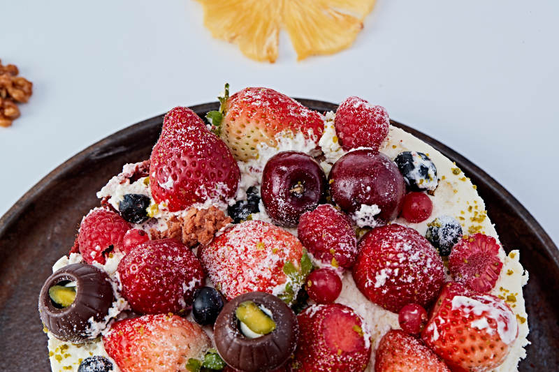 奶油抹茶鲜水果蔓越莓馅料多层蛋糕