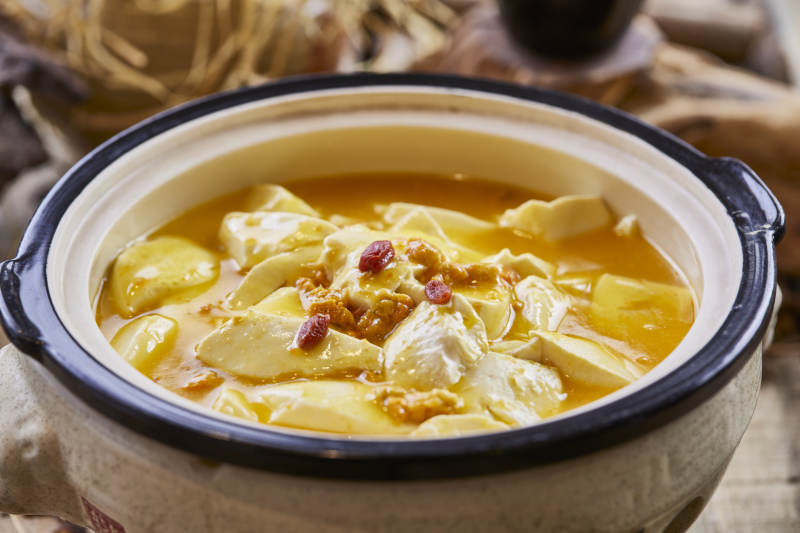 蟹黄海胆炖豆腐