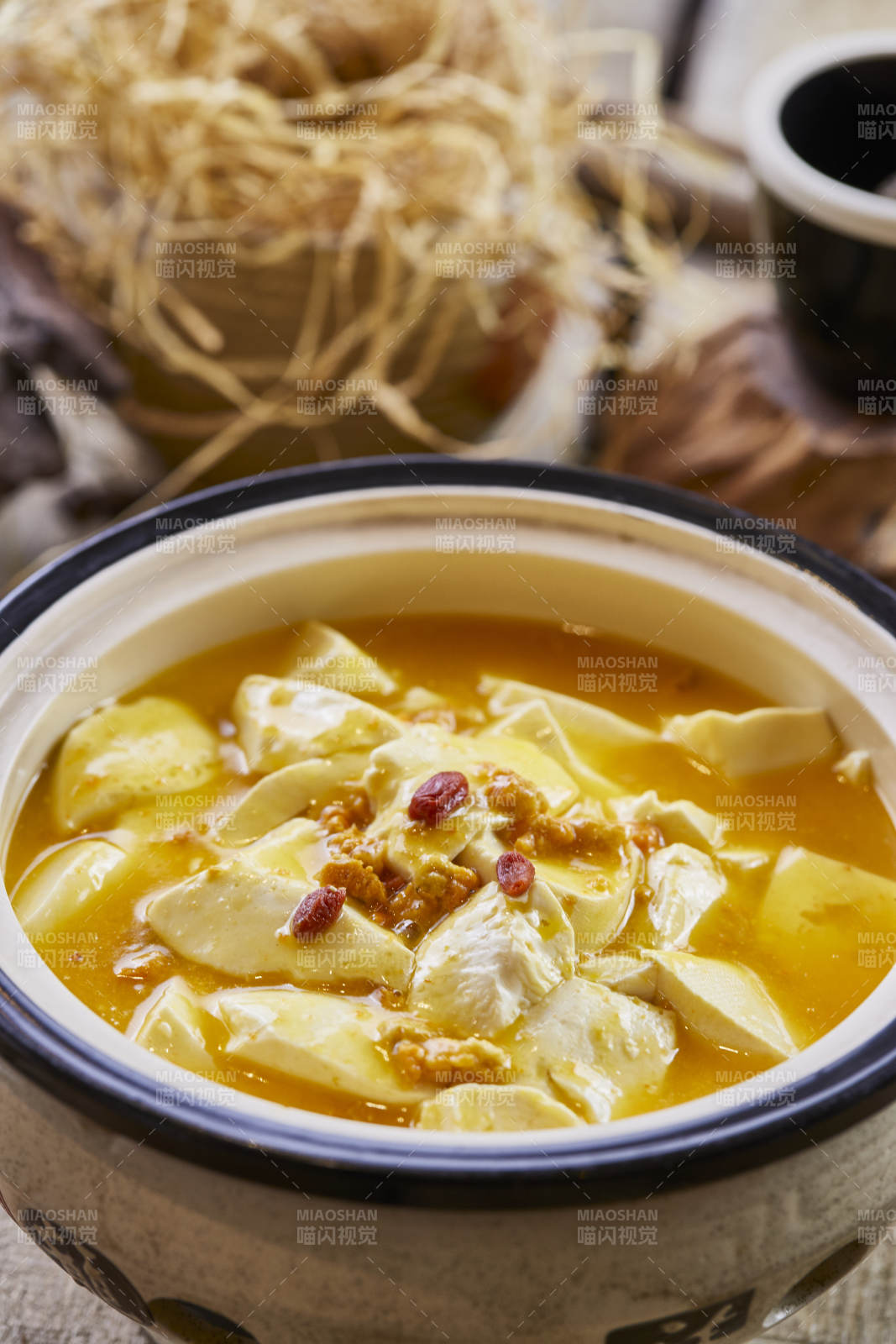 蟹黄海胆炖豆腐