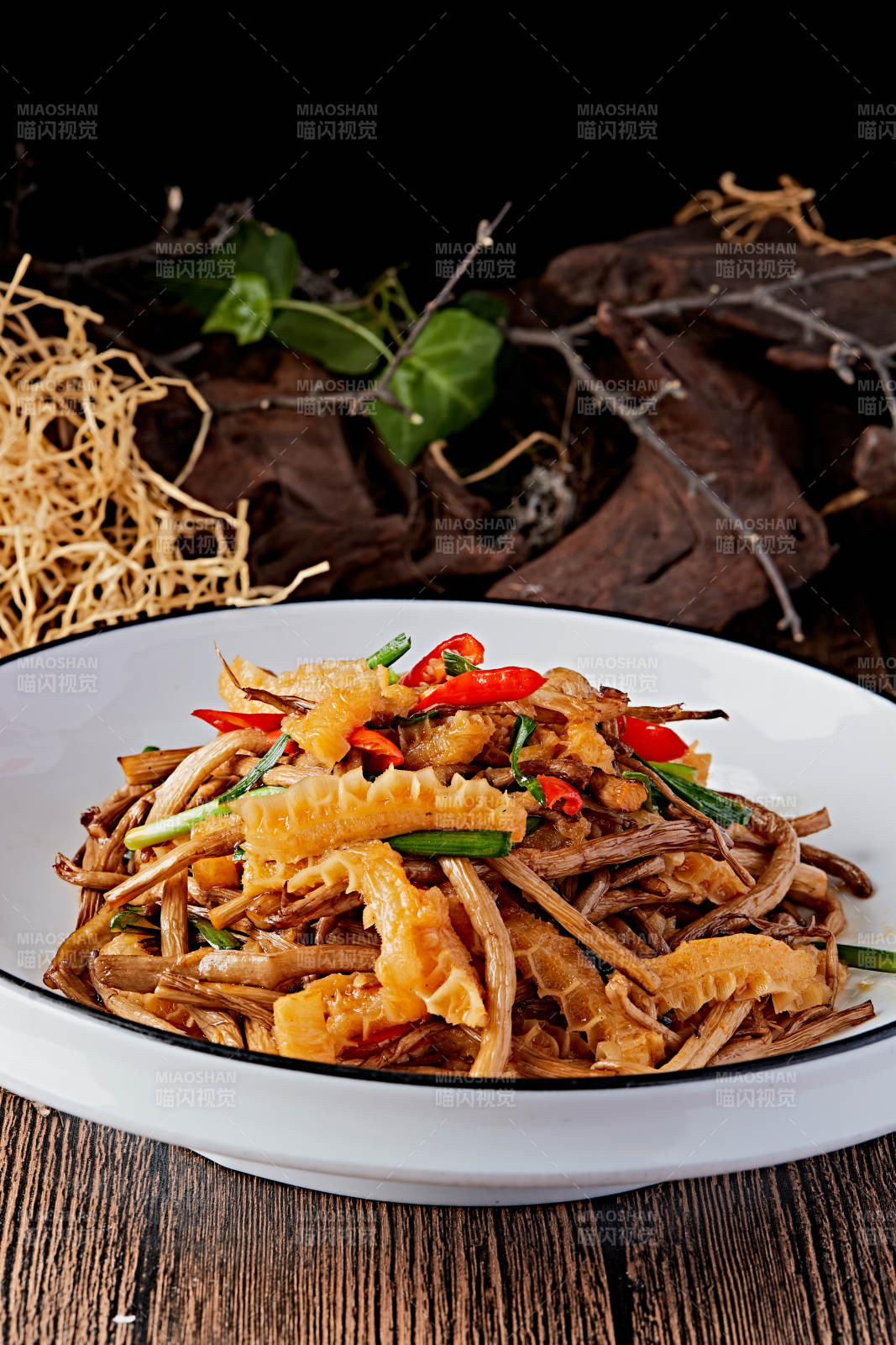 茶树菇辣炒金钱肚