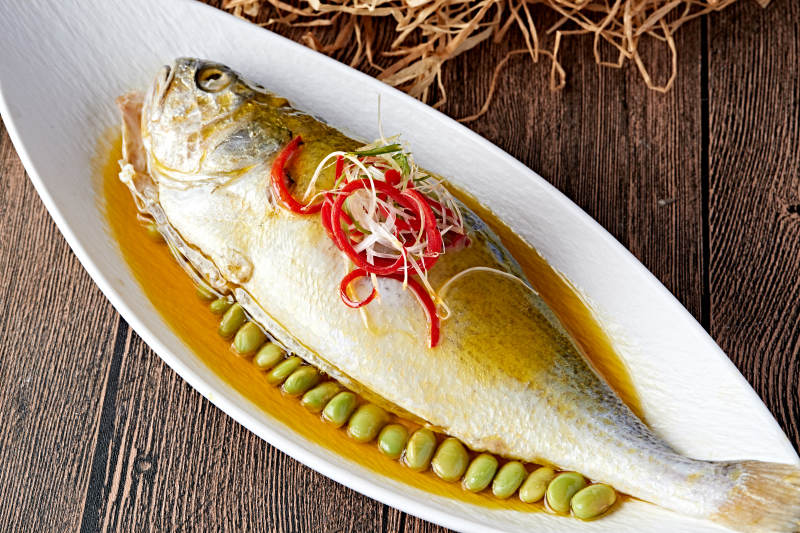 香蒸浓汤大黄鱼