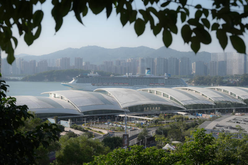厦门邮轮中心港口航站楼远景