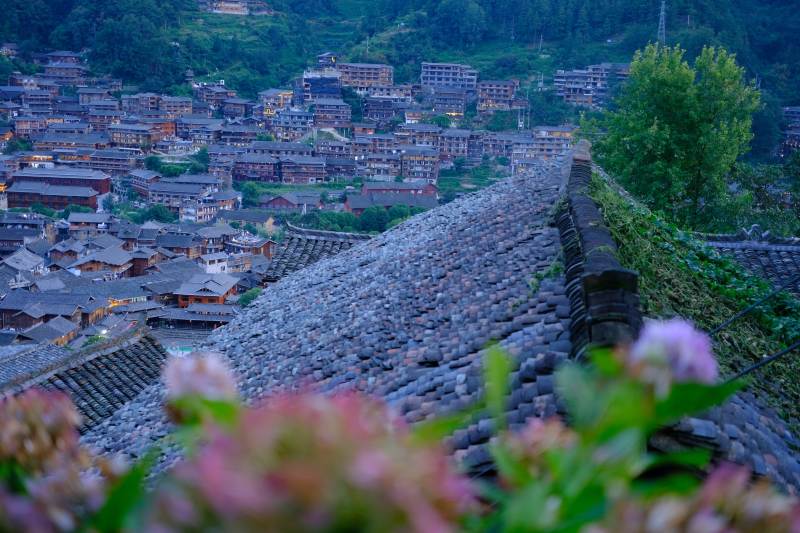 古镇屋顶花影 千户苗寨