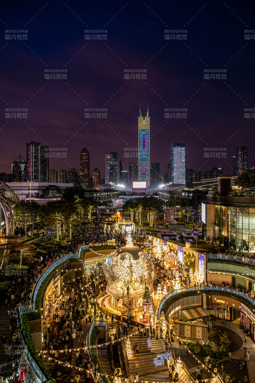 夜幕下的城市庆典