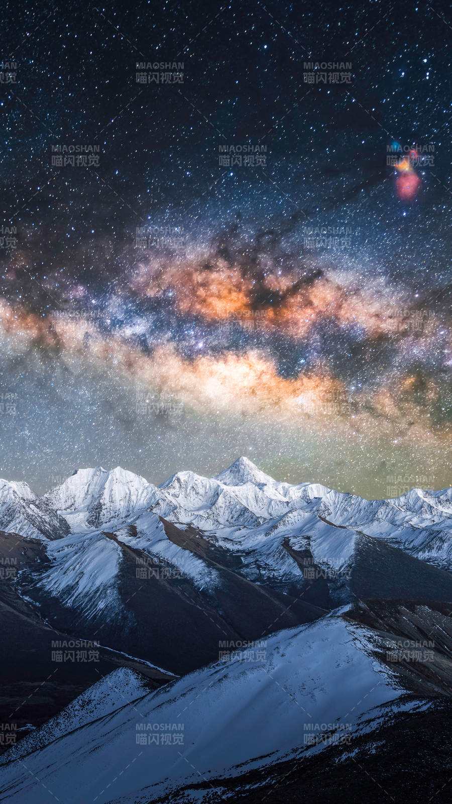 贡嘎山星河雪山夜景