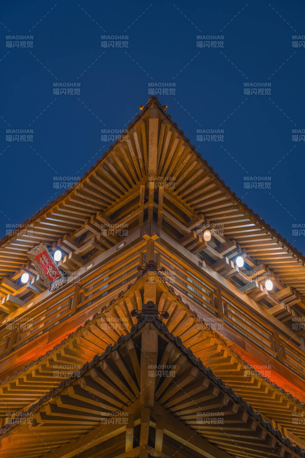 香积寺钟楼夜景