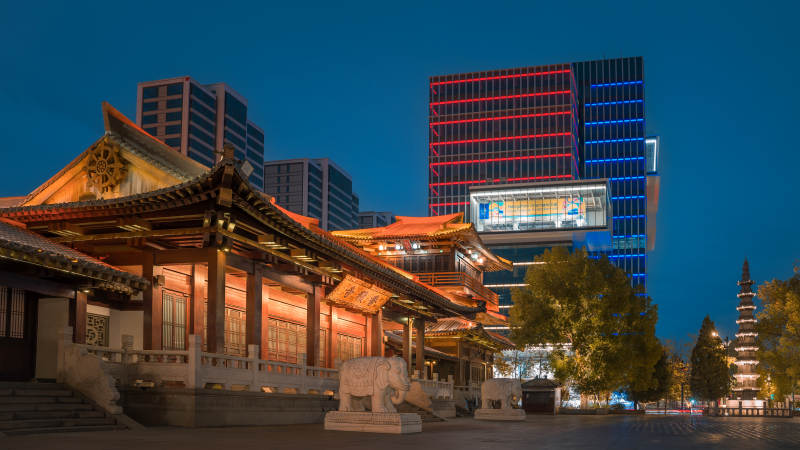 香积寺夜景与英蓝中心