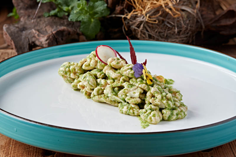 鮮山葵醬醸桃仁