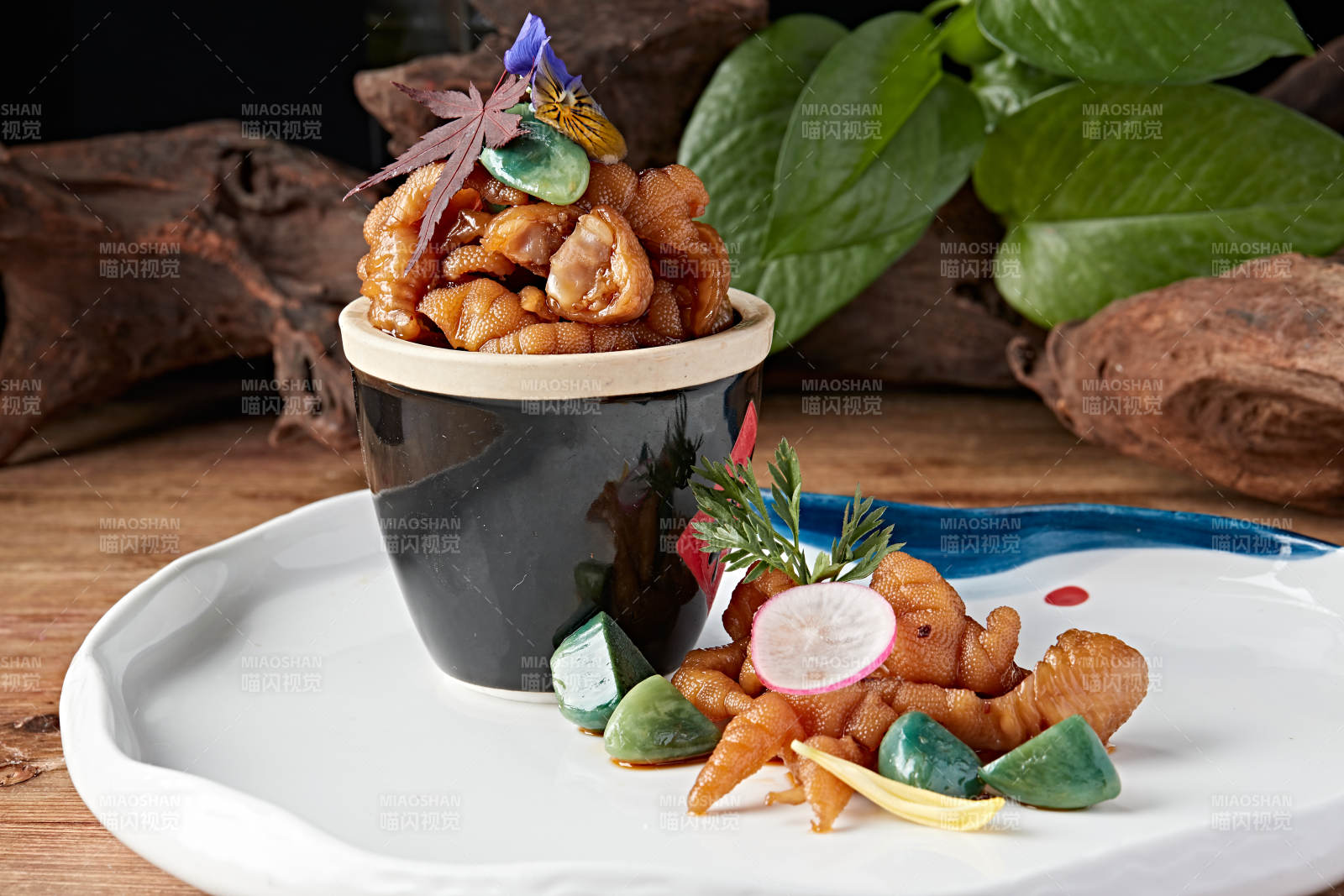 腌渍腊八蒜脱骨凤爪