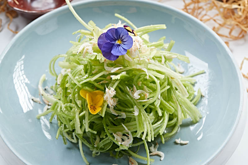 蝦皮涼拌西芹絲