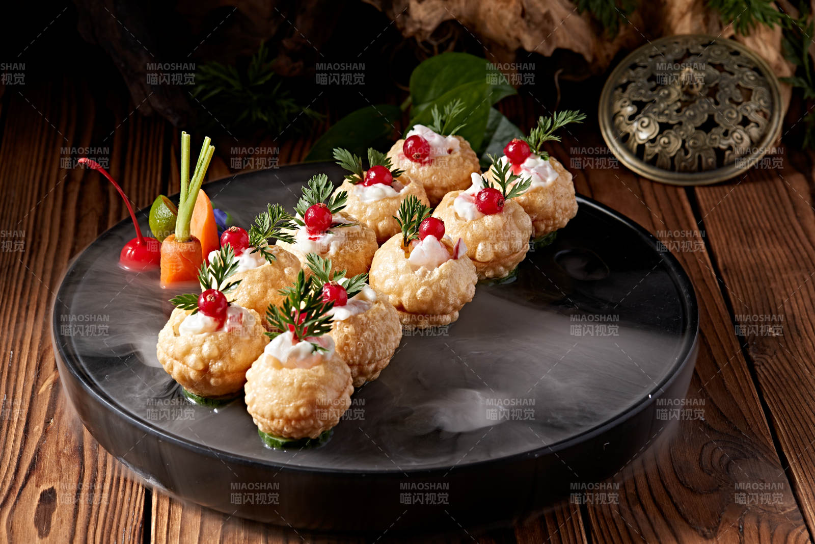 鲷鱼刺身沙拉果味脆皮球