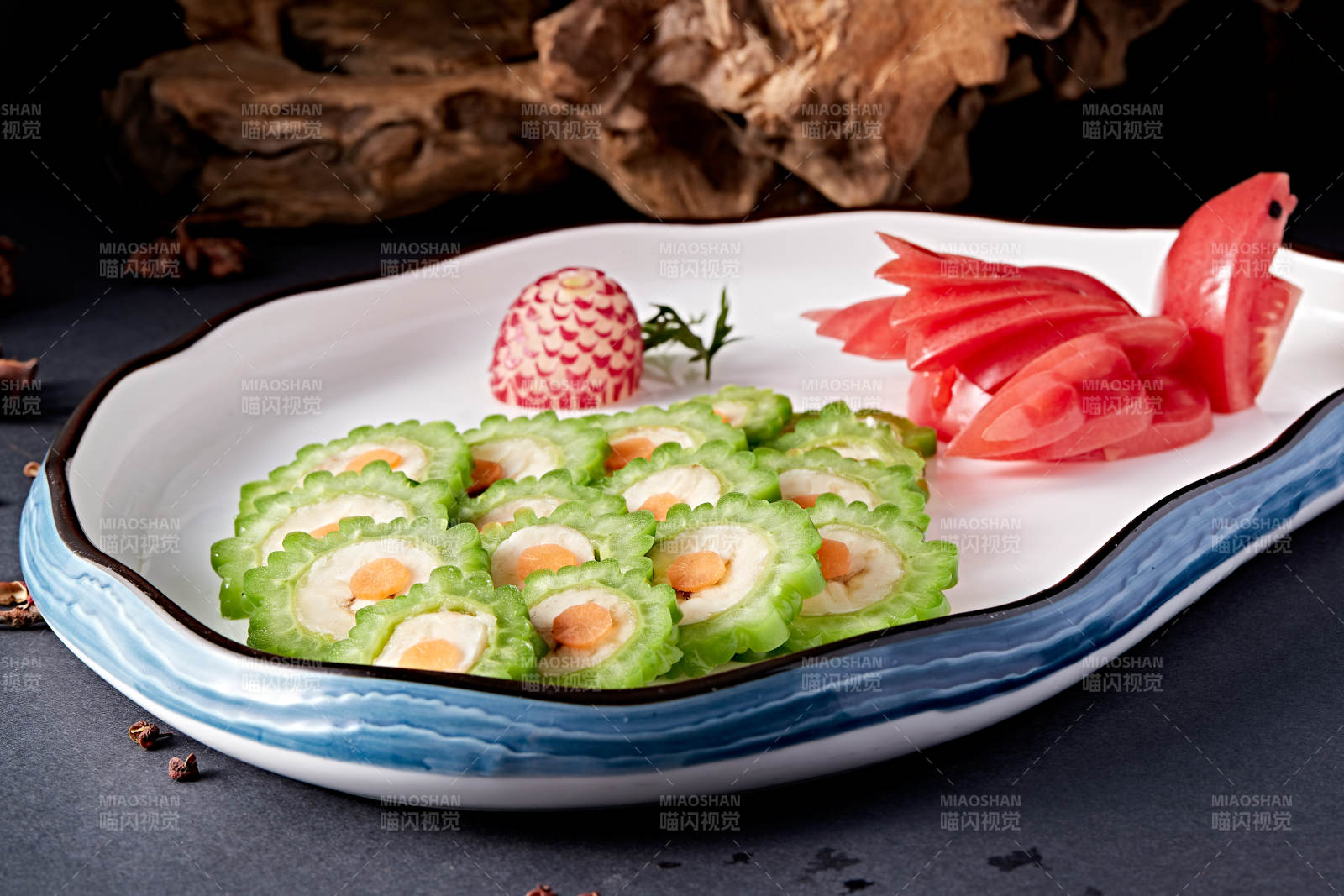 香蕉泥胡萝卜酿苦瓜