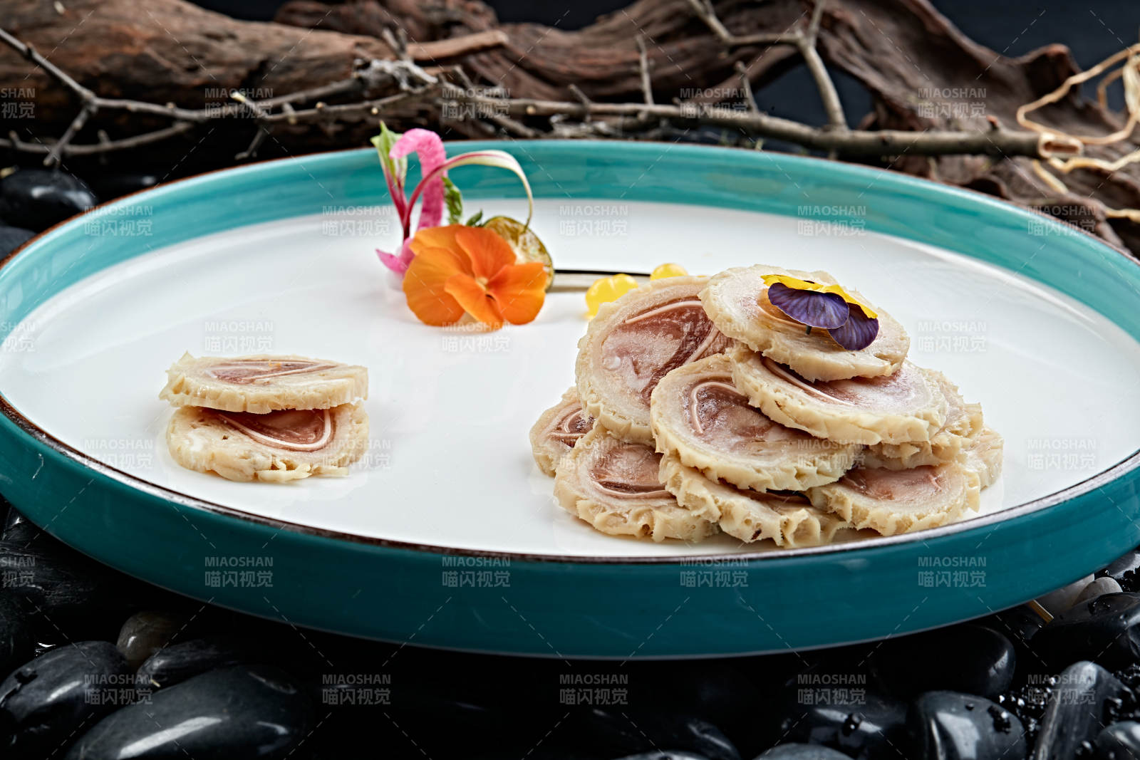 豬兒魷魚卷切片