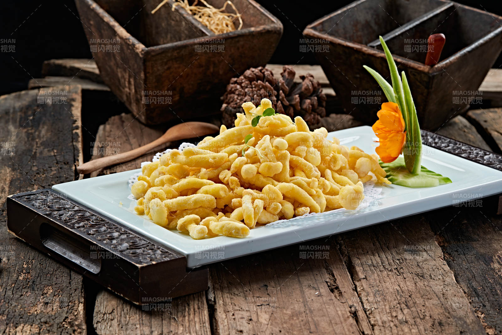 咸蛋黄焗海鲜菇