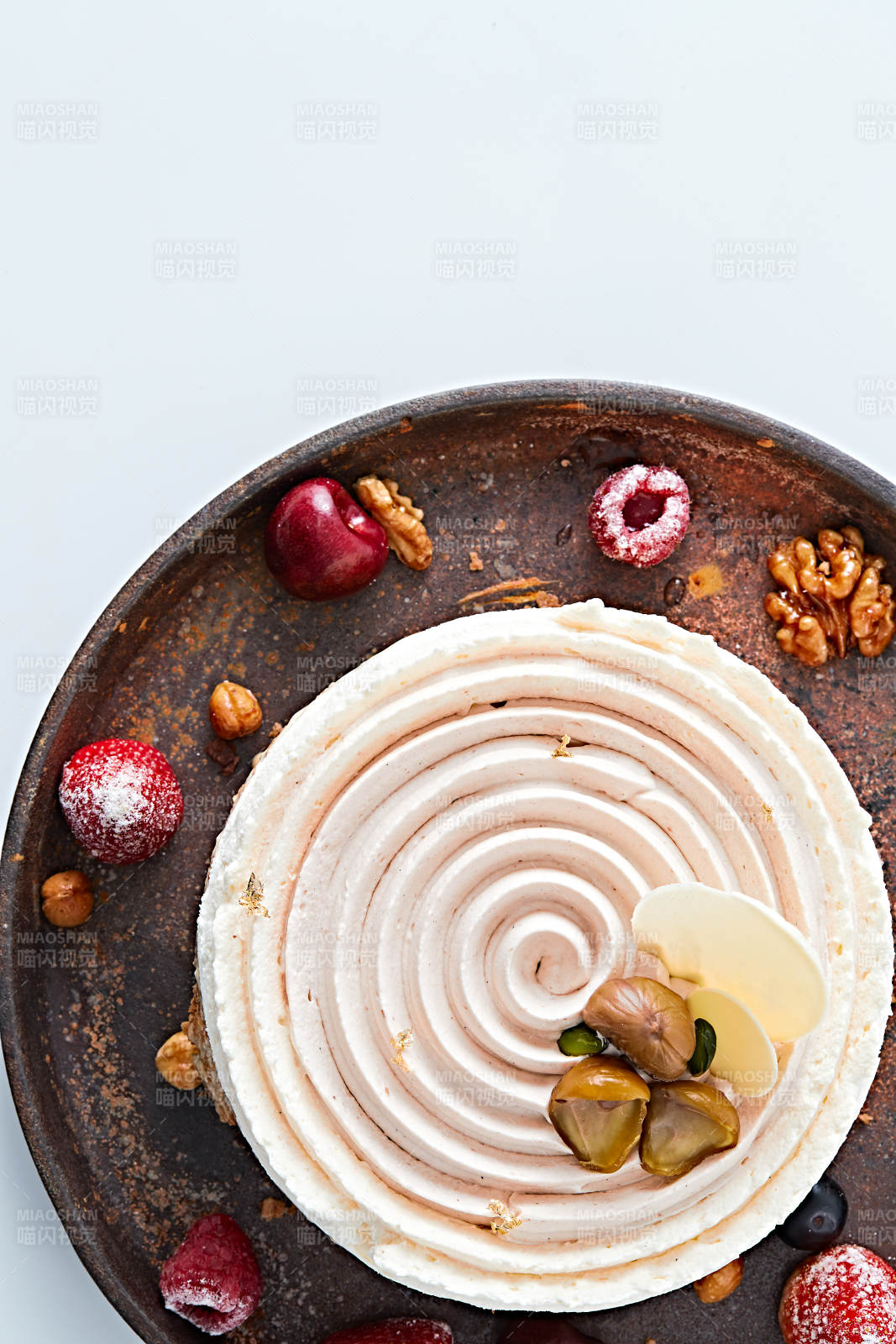 香烤堅果碎燒板栗金箔冰激凌蛋糕