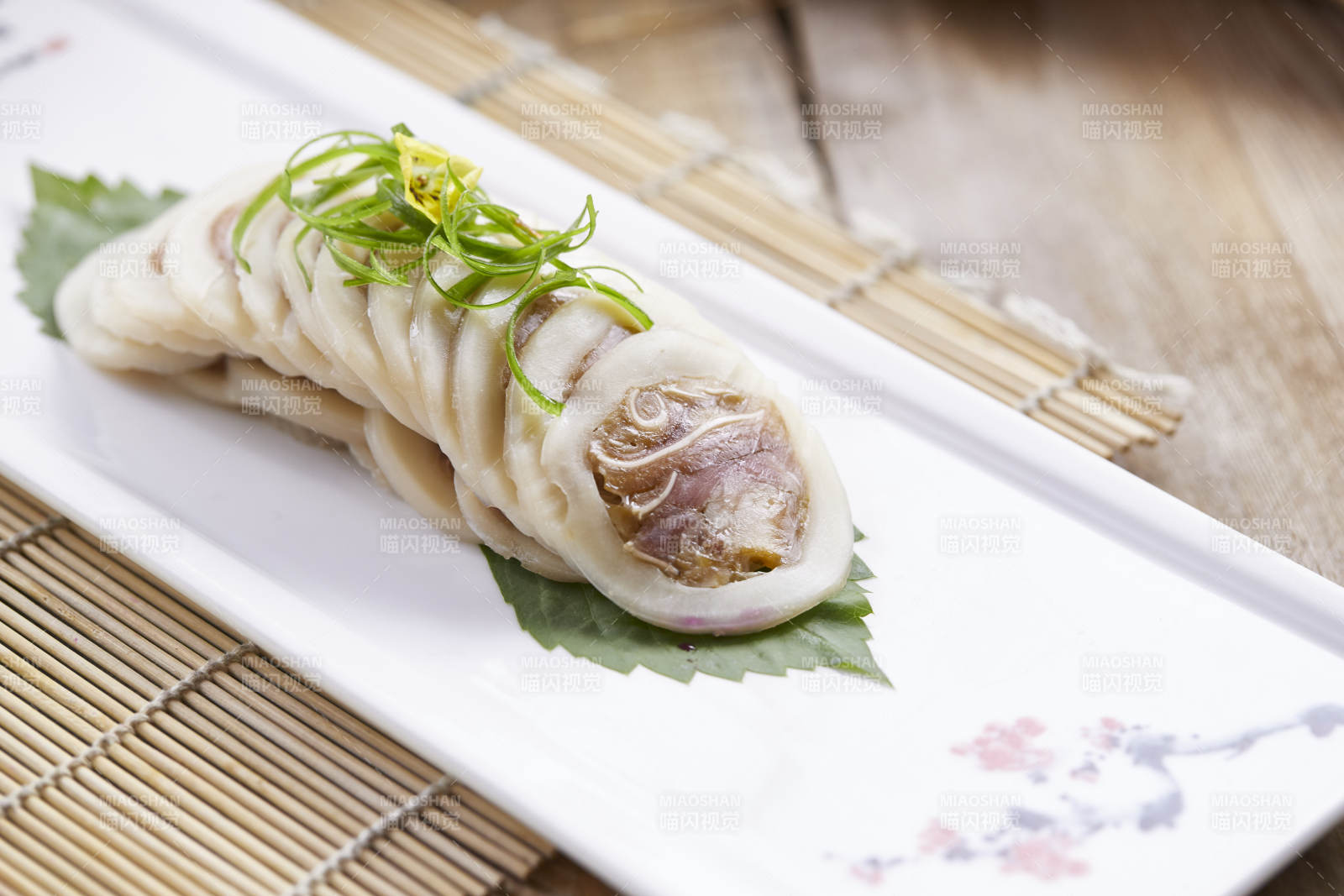 魷魚豬耳卷切片