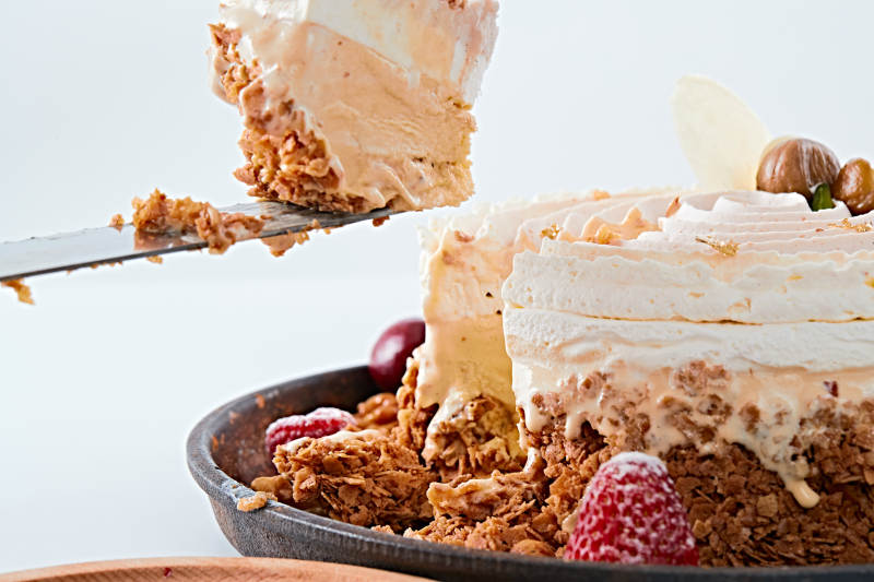 香烤坚果碎烧板栗金箔冰激凌蛋糕