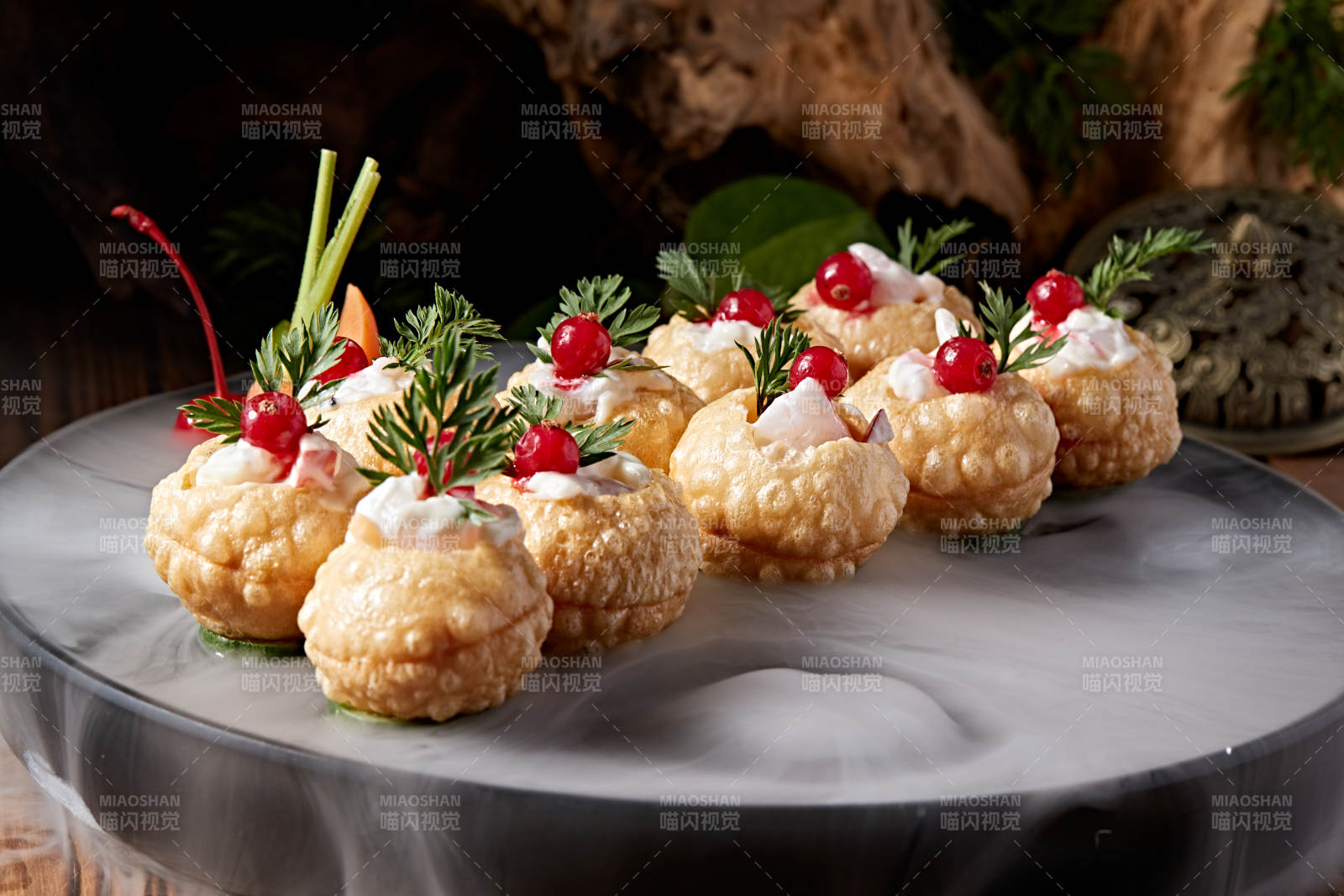 鯛魚刺身沙拉果味脆皮球