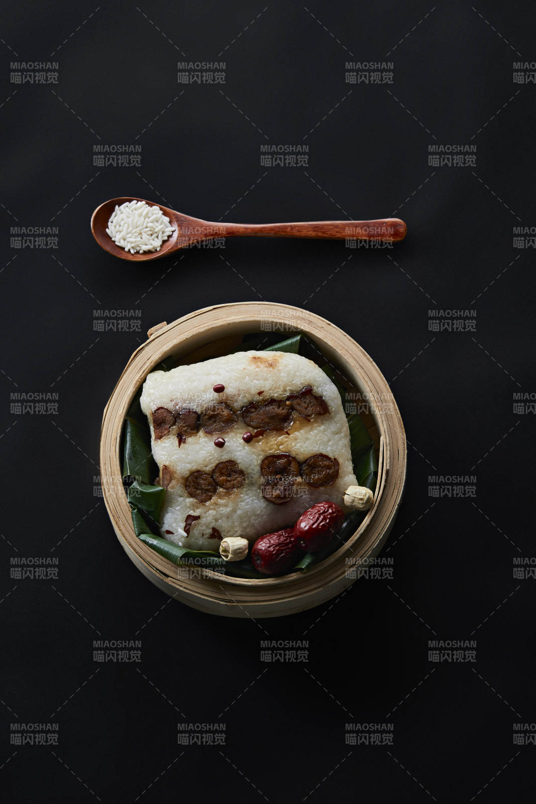 端午節的粽子和原材料