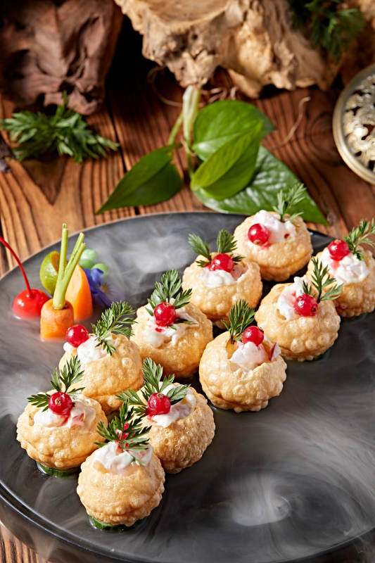 鲷鱼刺身沙拉果味脆皮球