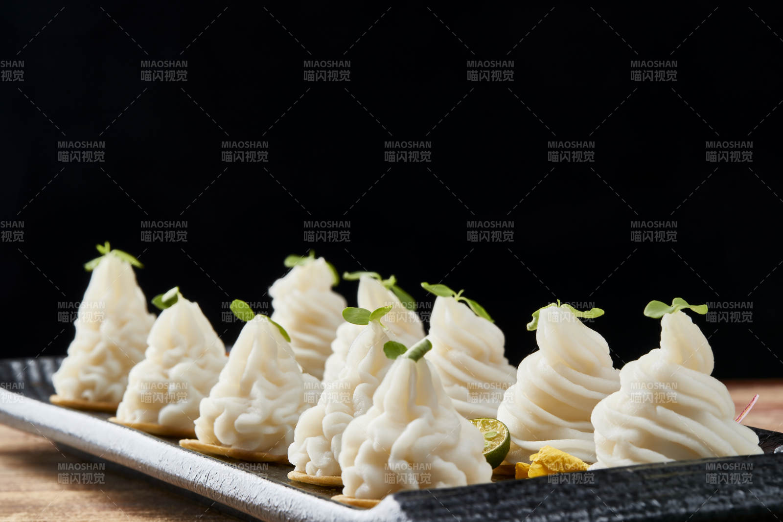 傳統(tǒng)健康美食營養(yǎng)土豆泥配薯片