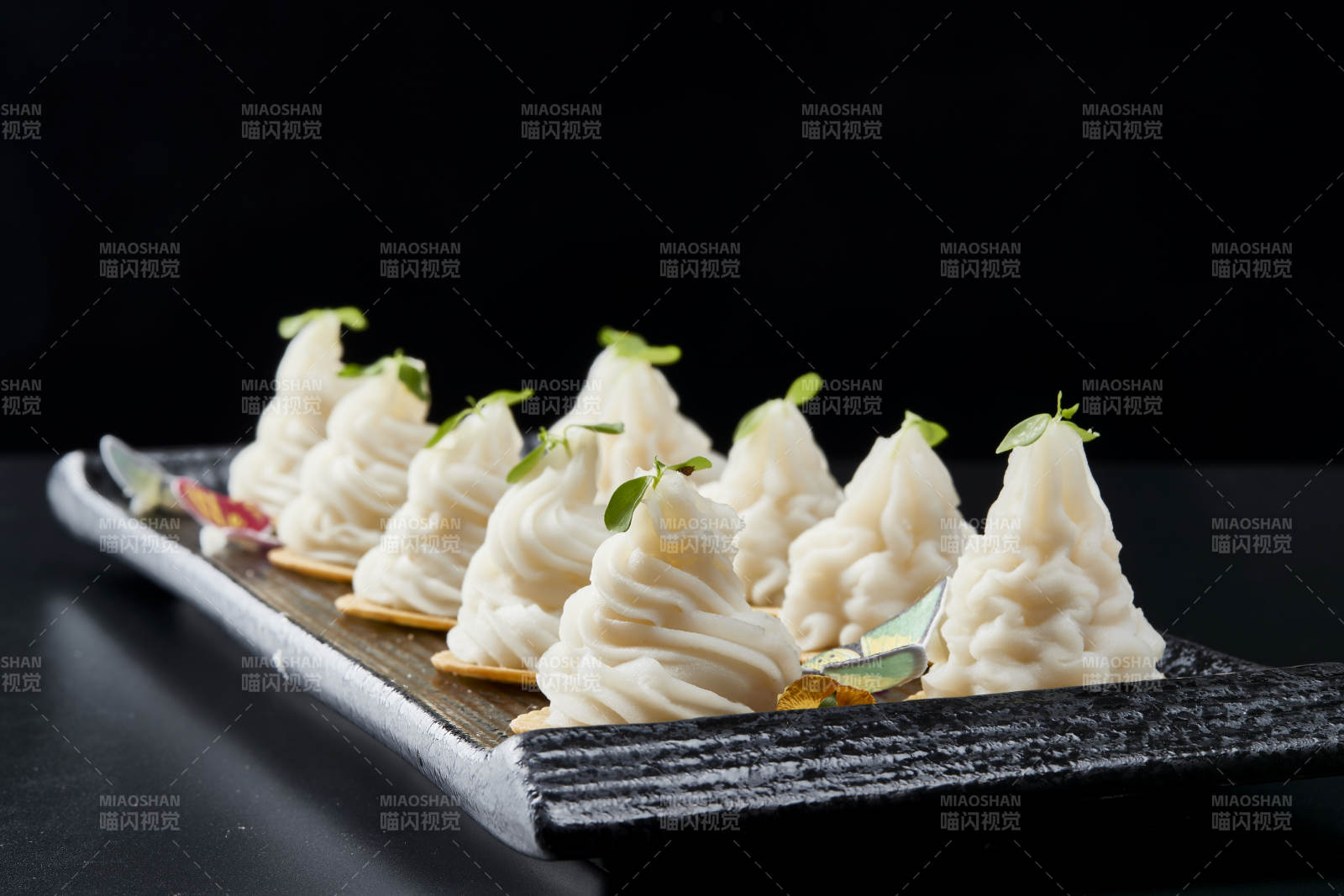 傳統(tǒng)健康美食營養(yǎng)土豆泥配薯片