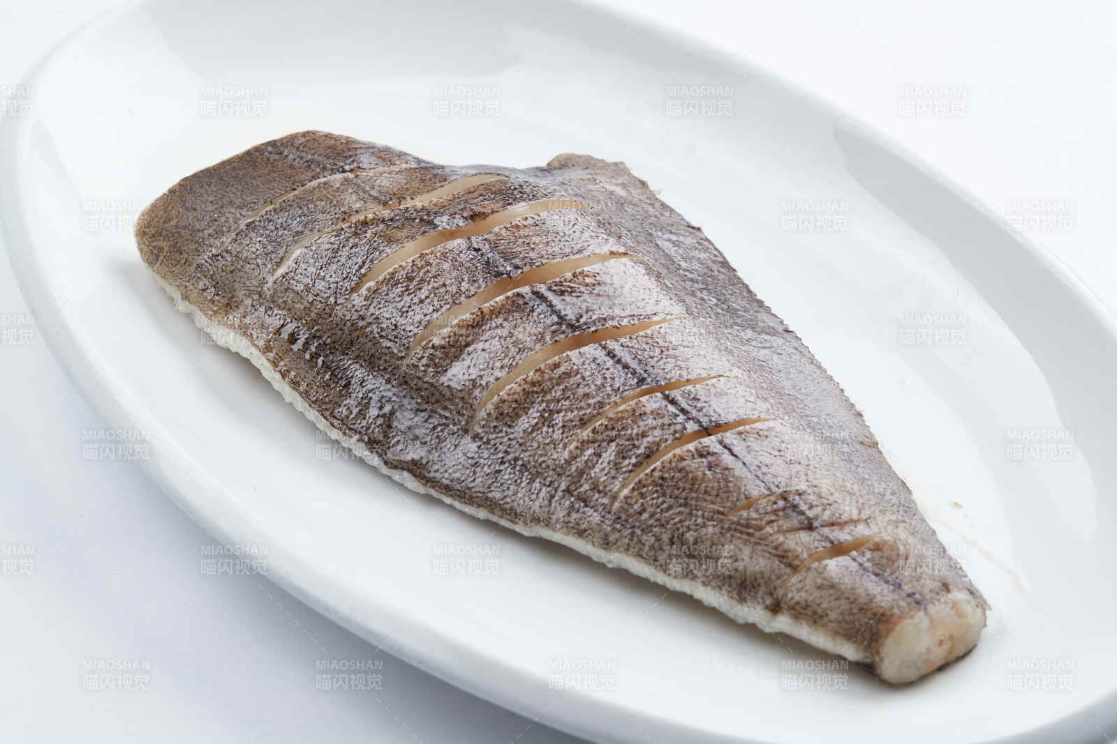 半成品菜鰈魚尾配料