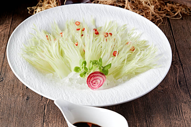 孔雀开屏西芹丝