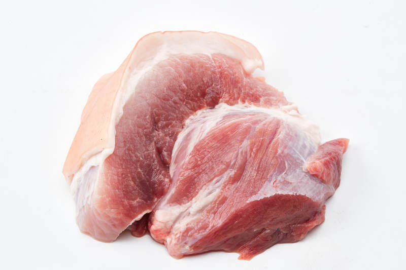 检疫合格的屠宰生鲜猪肉