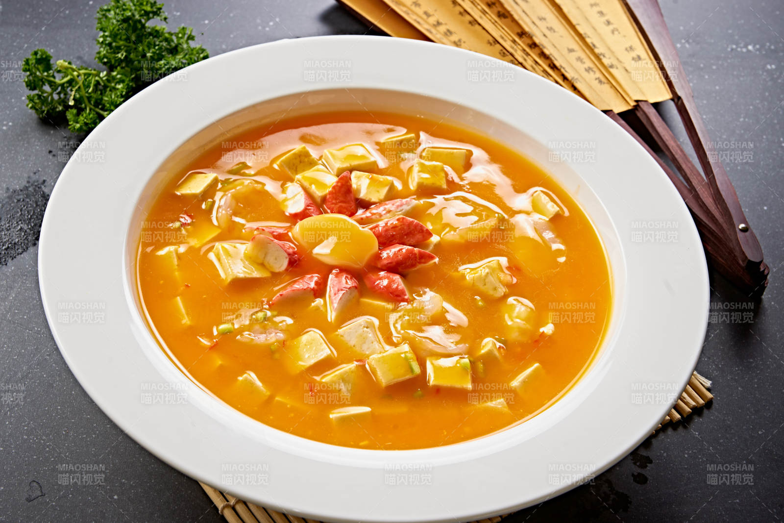 蟹黃蟹肉釀豆腐