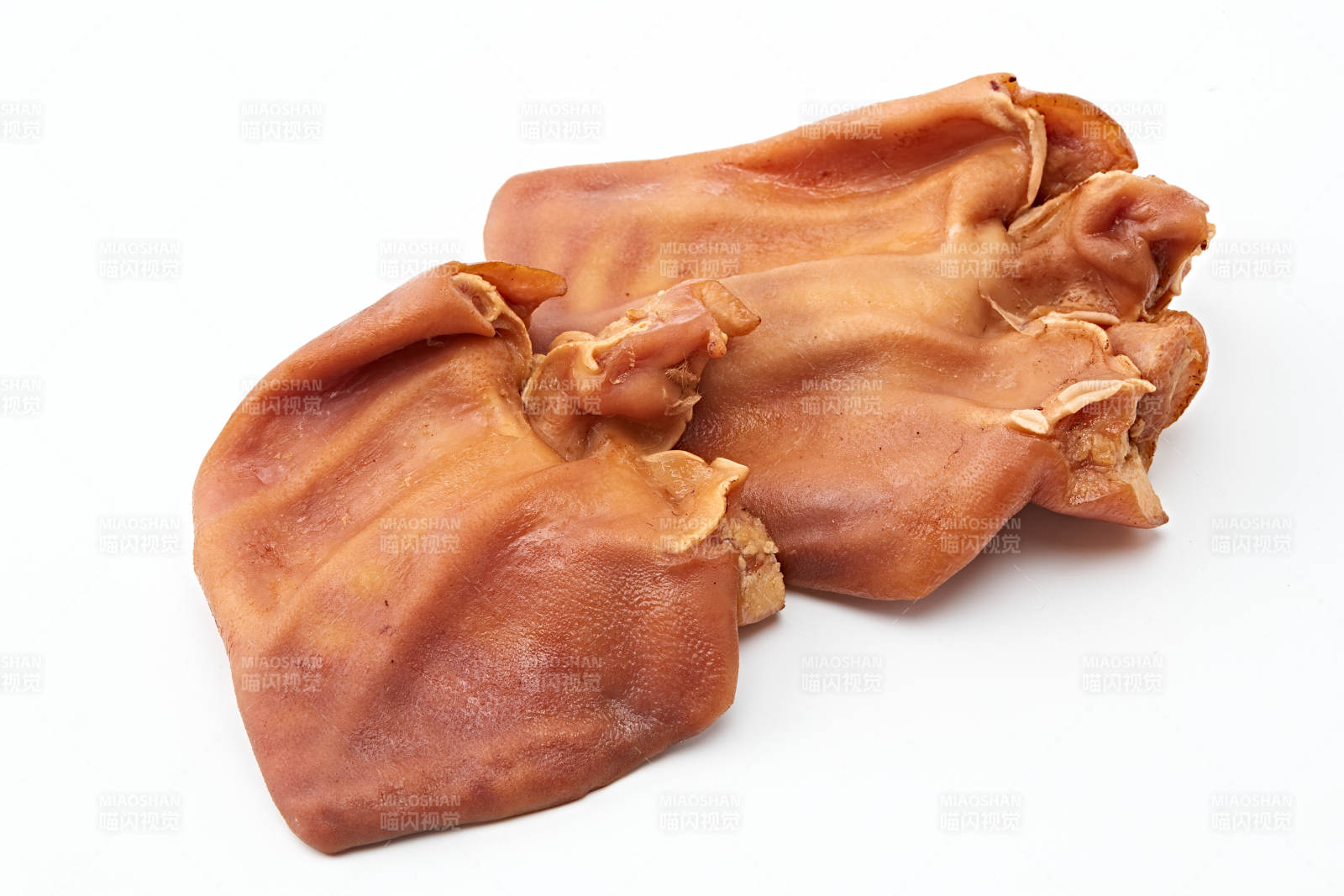 熟食整只熏卤猪耳朵